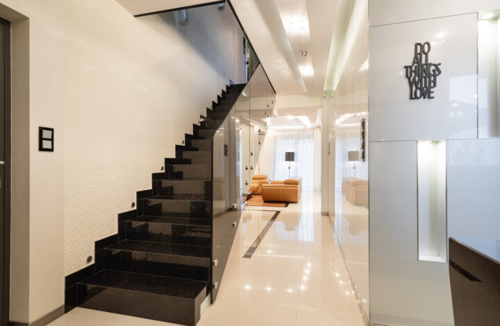 Nowoczesny dom na strzeżonym osiedlu – Kobierzyn