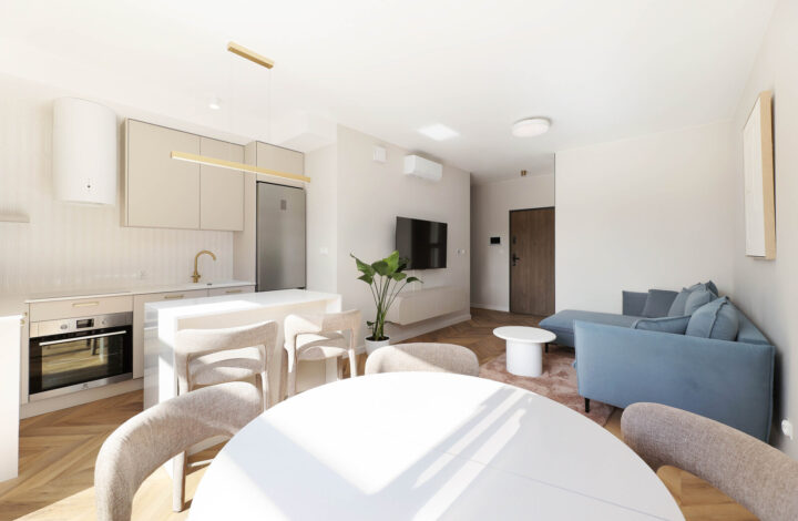 Сучасна квартира з балконом на південь | GVD Wybickiego