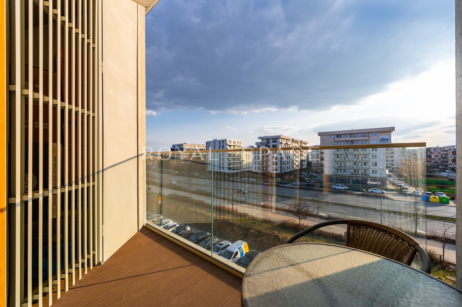 Сучасні апартаменти з балконом | Solaris Park