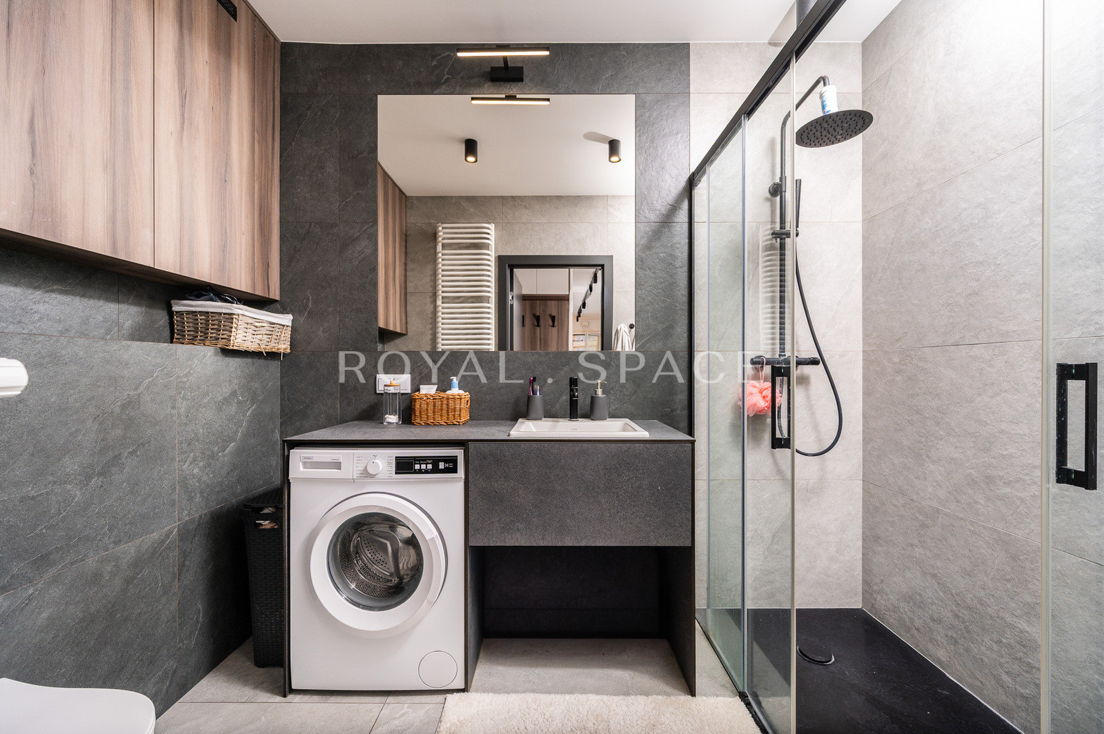 Сучасні апартаменти з балконом | Solaris Park