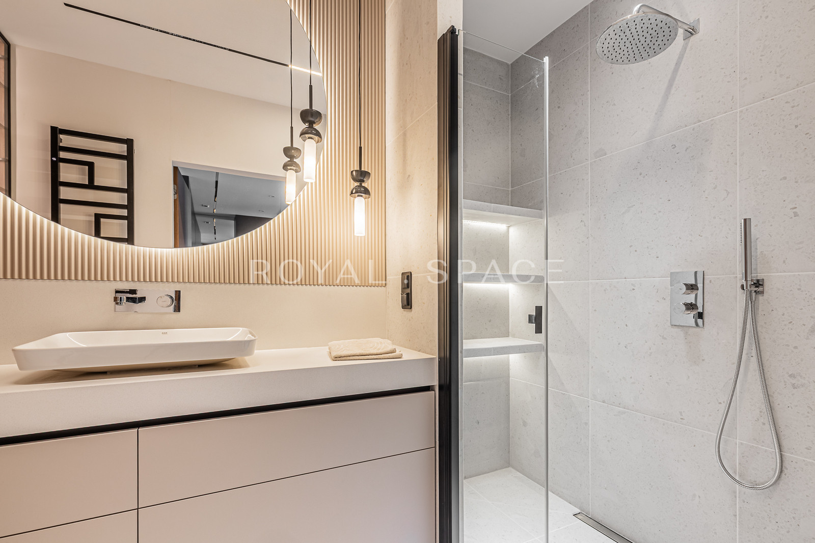 Premium apartment with balcony and city view