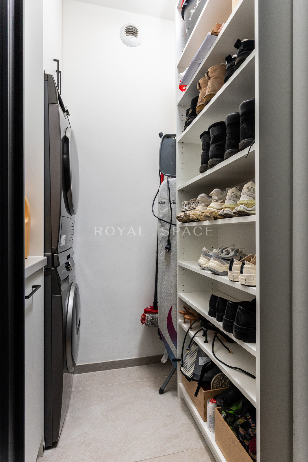 Nowoczesny apartament z balkonem | Wiślane Tarasy