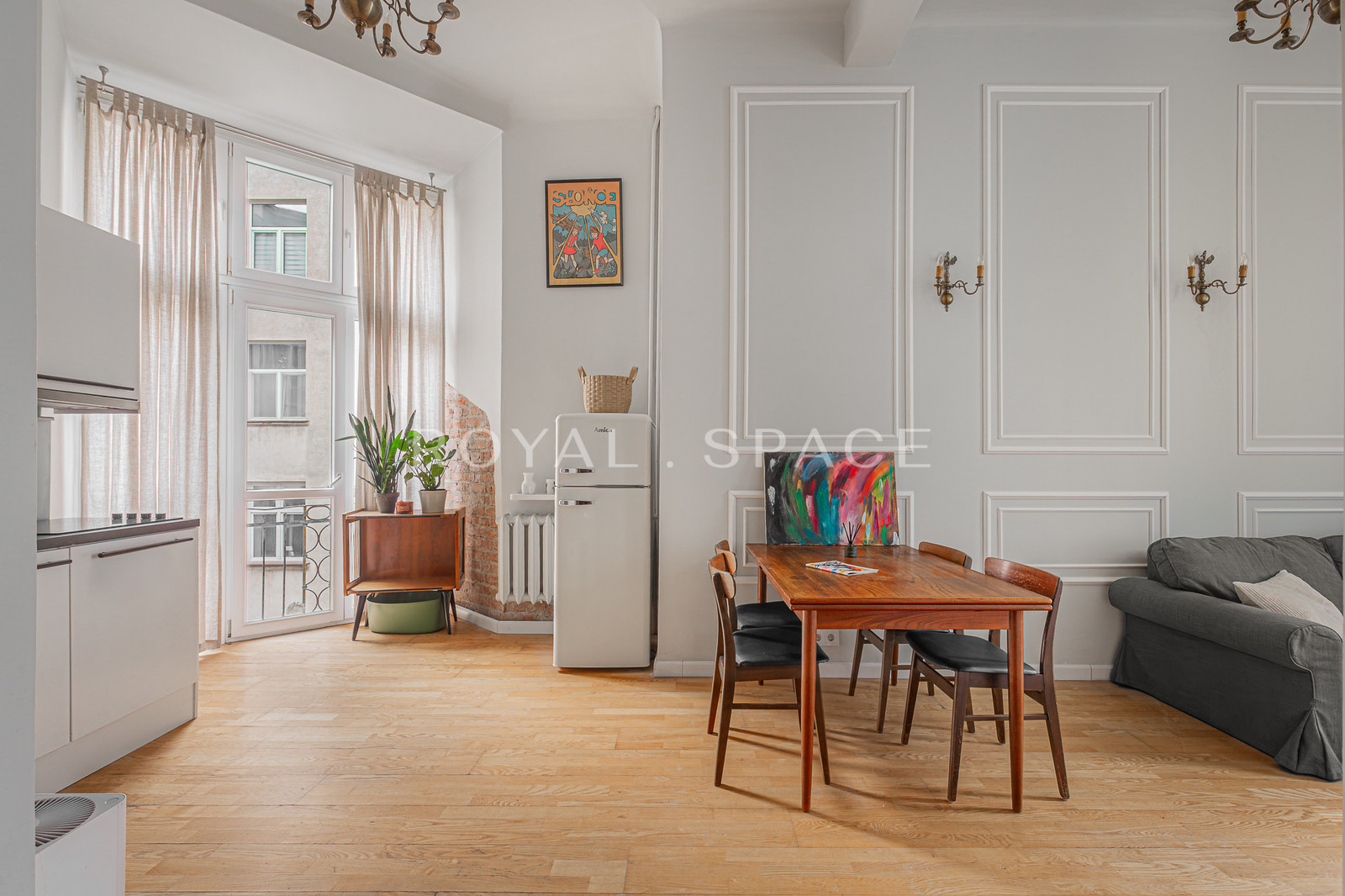 Stylowe mieszkanie w kamienicy | Hoża