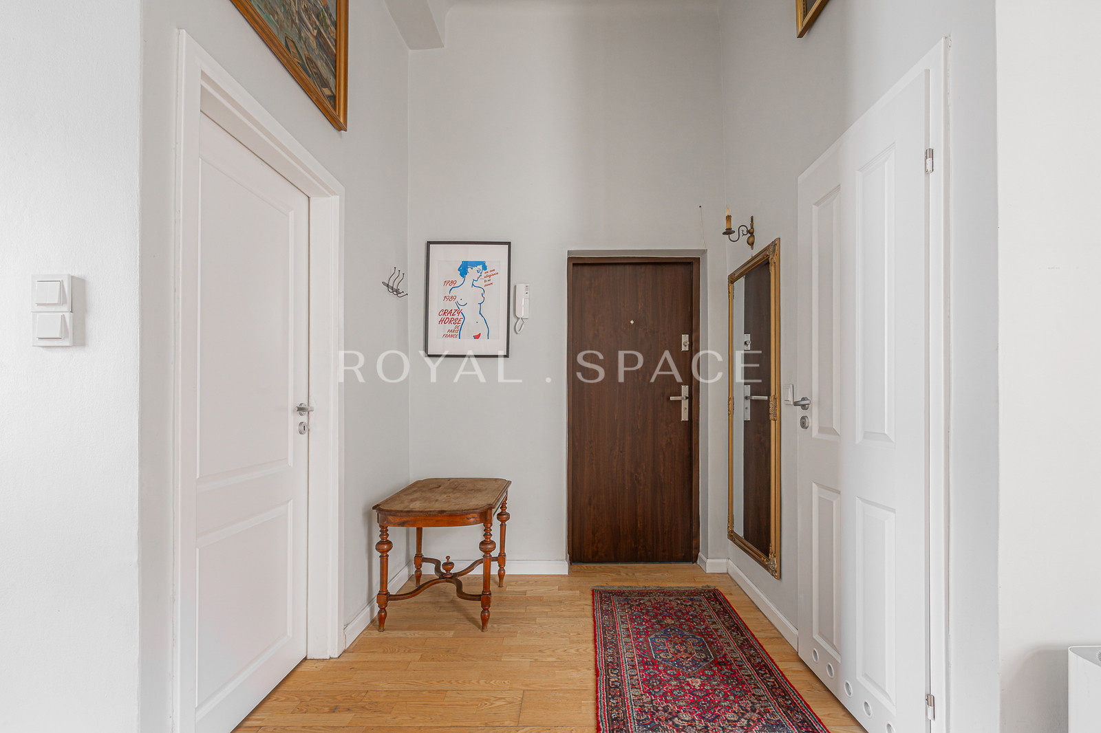 Stylowe mieszkanie w kamienicy | Hoża