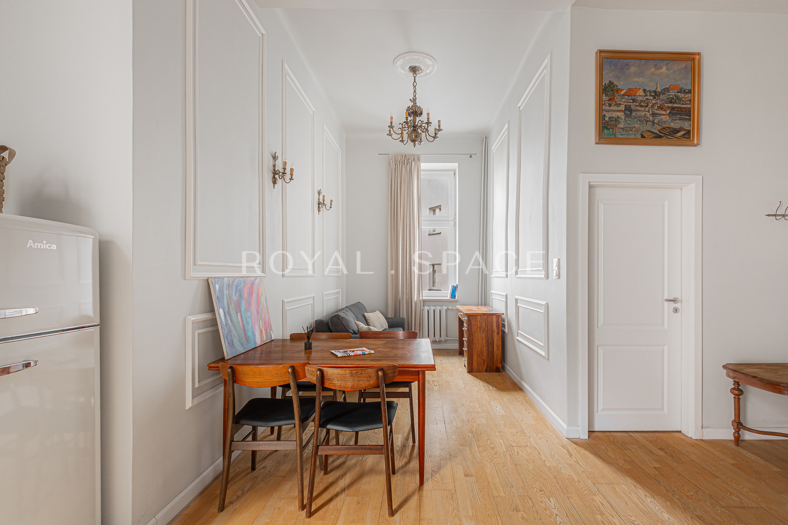 Stylowe mieszkanie w kamienicy | Hoża