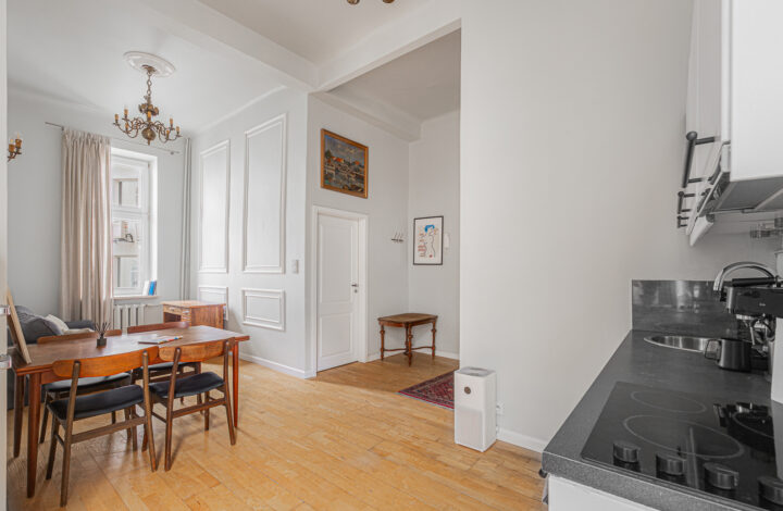 Stylowe mieszkanie w kamienicy | Hoża