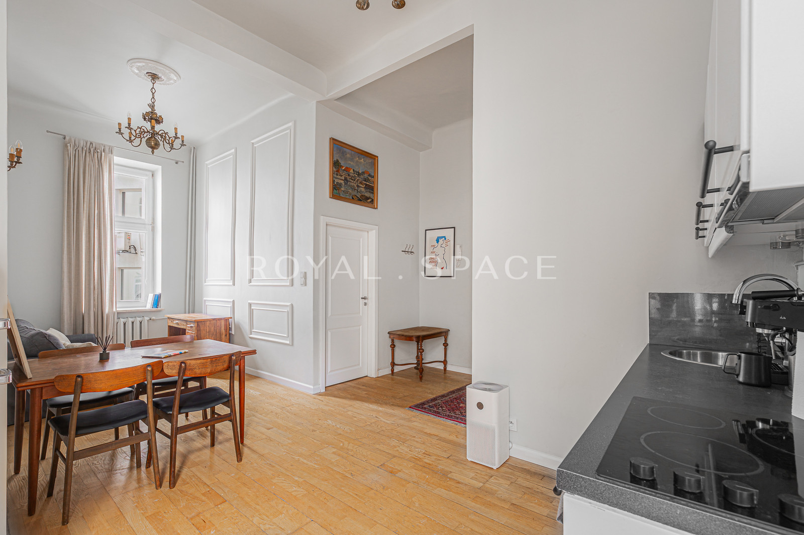 Stylowe mieszkanie w kamienicy | Hoża