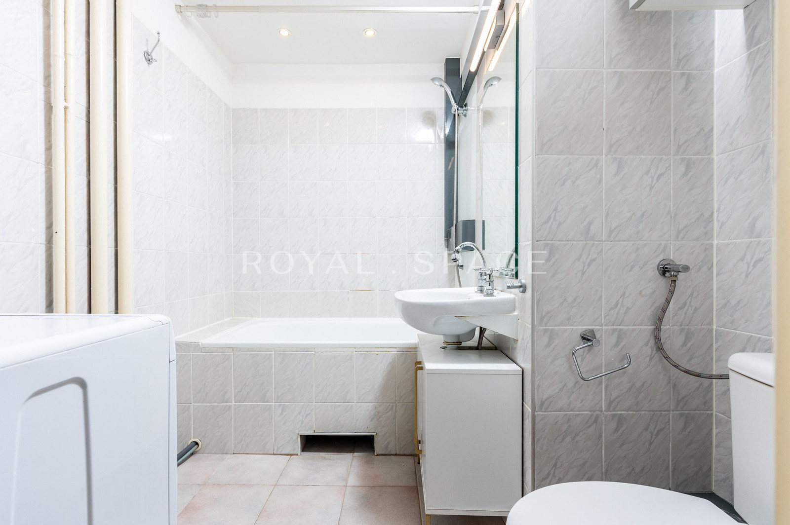 Comfortable 3-room flat in the heart of Krakow!
