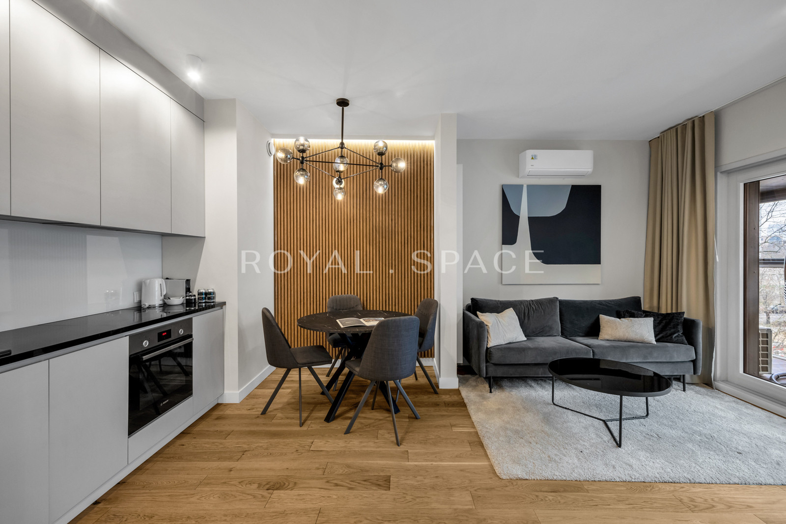 Стильні апартаменти з лоджією | Mennica Residence!