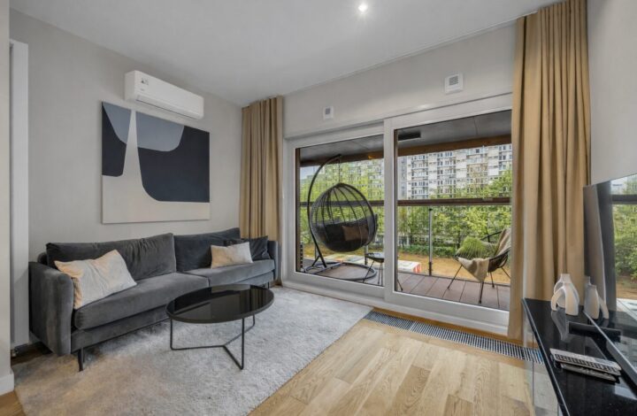 Stylowe mieszkanie z balkonem | Mennica Residence