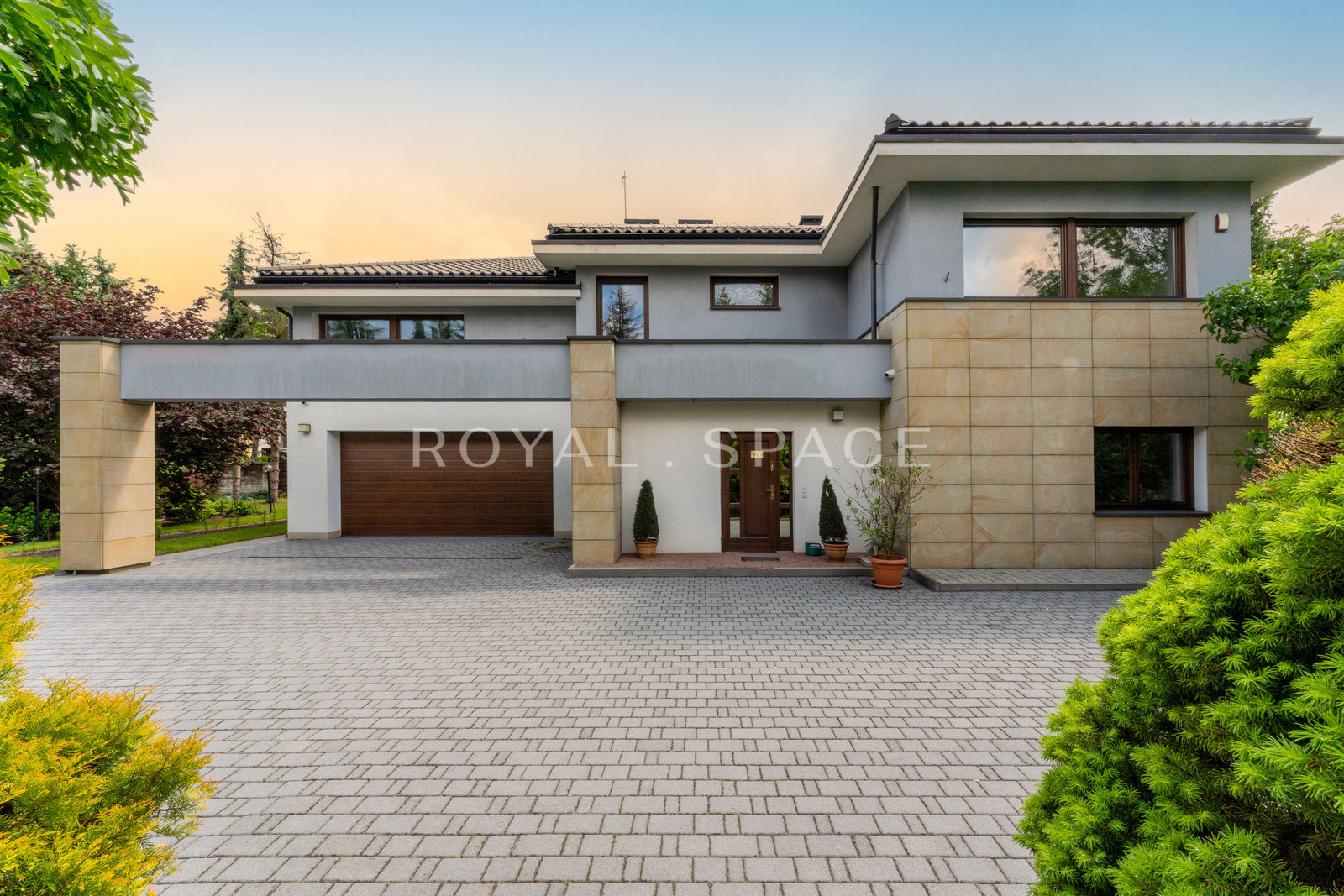 Престижний будинок з великою ділянкою | НОВА ЦІНА