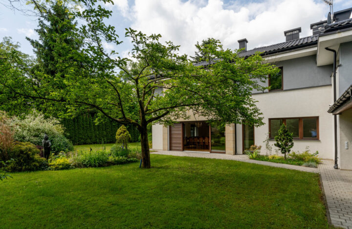 Престижний будинок з великою ділянкою | НОВА ЦІНА