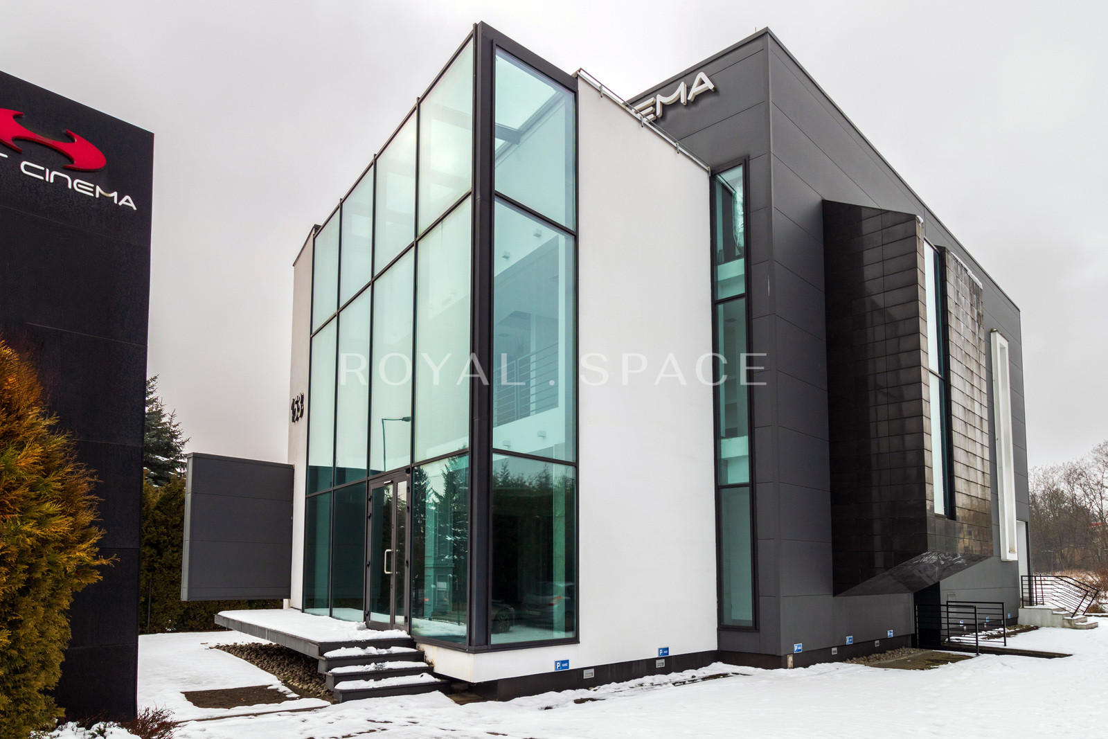 Commercial & Retail Building on Zakopiańska