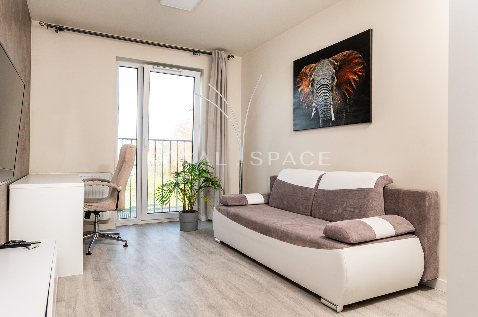 Функціональна квартира | Konopnicka City Park