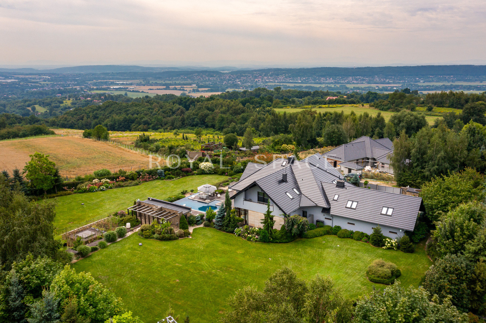 Exclusive villa for sale│North Kraków