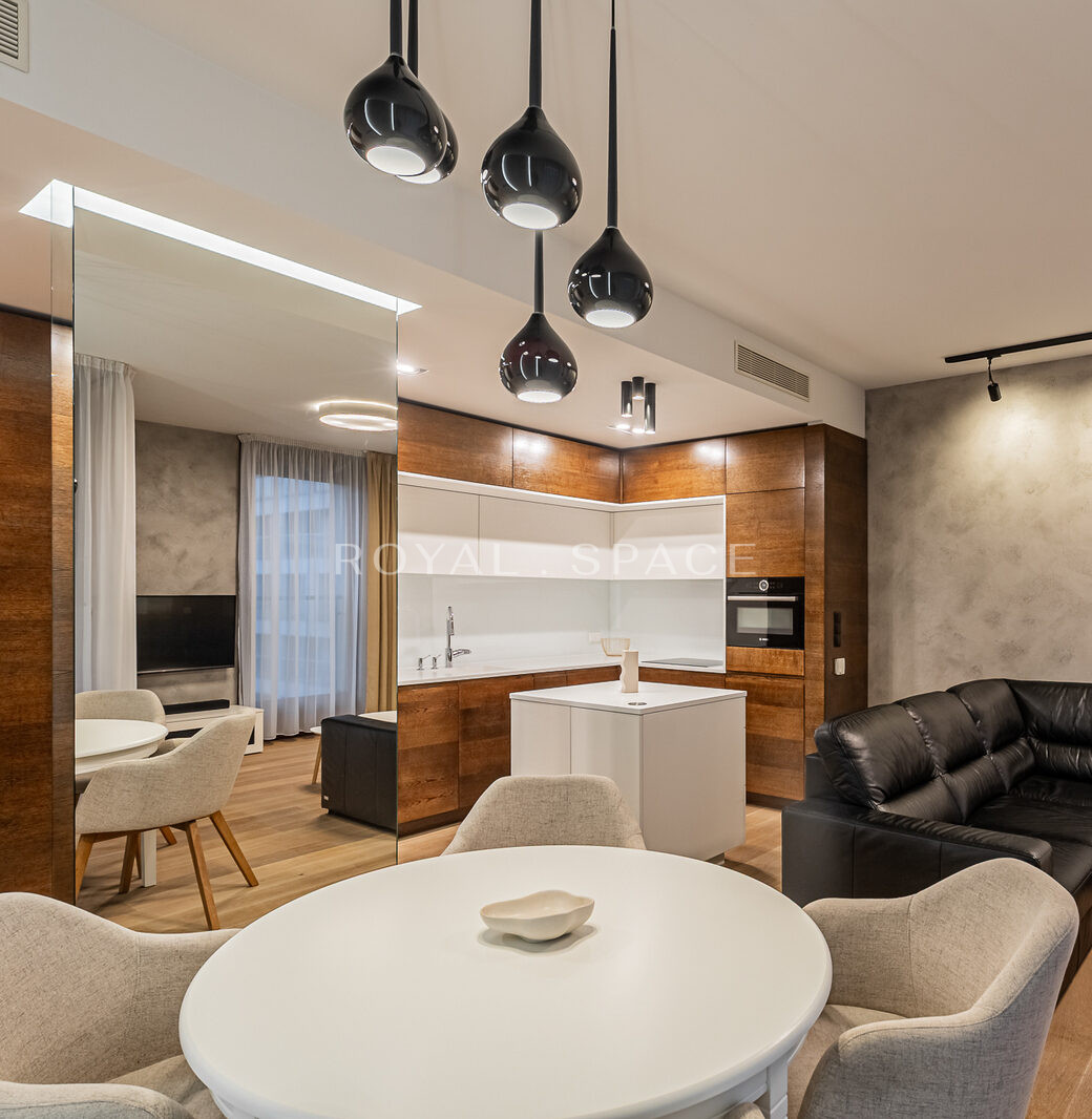 Komfortowe mieszkanie w sercu Woli