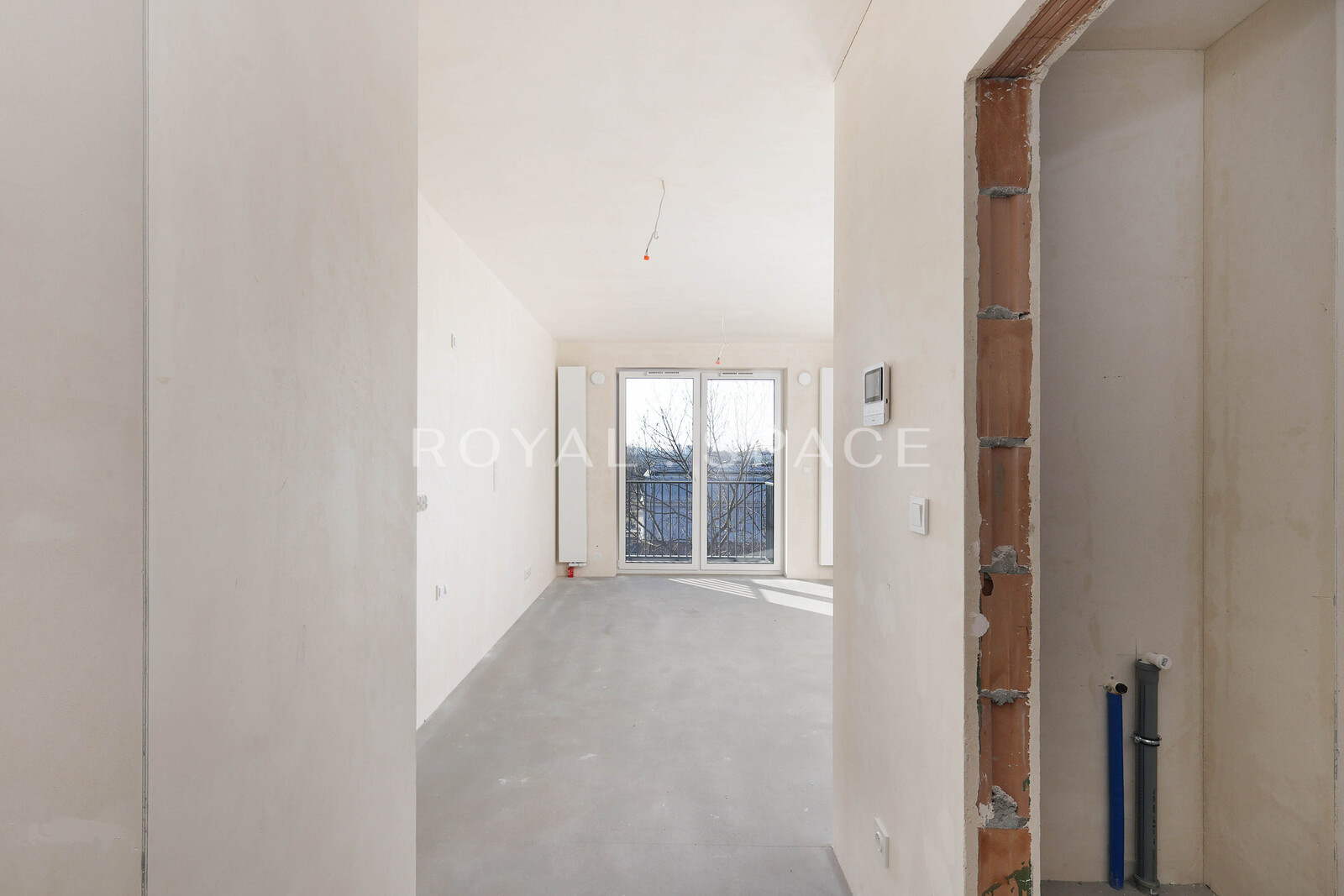 Kawalerka na ostatnim piętrze z widokiem na Wawel