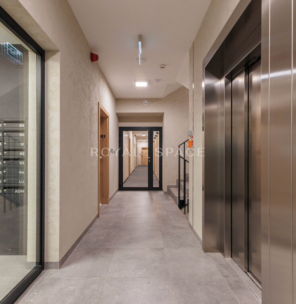 Kawalerka na ostatnim piętrze z widokiem na Wawel