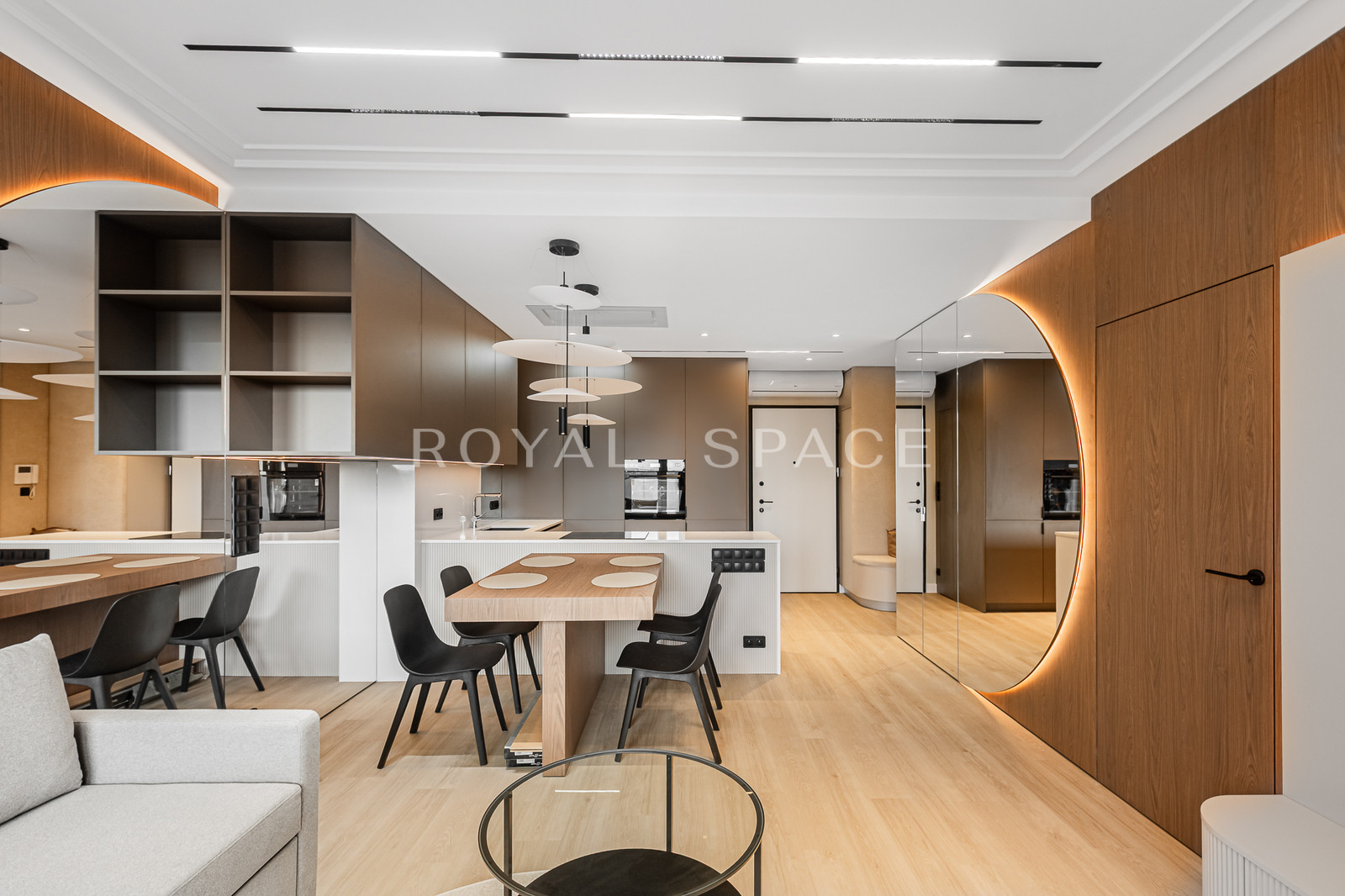 Premium apartment with balcony and city view