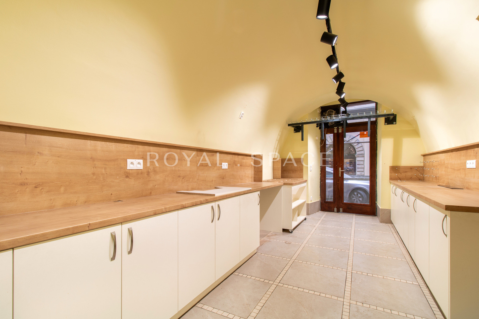 Commercial Space by Main Square