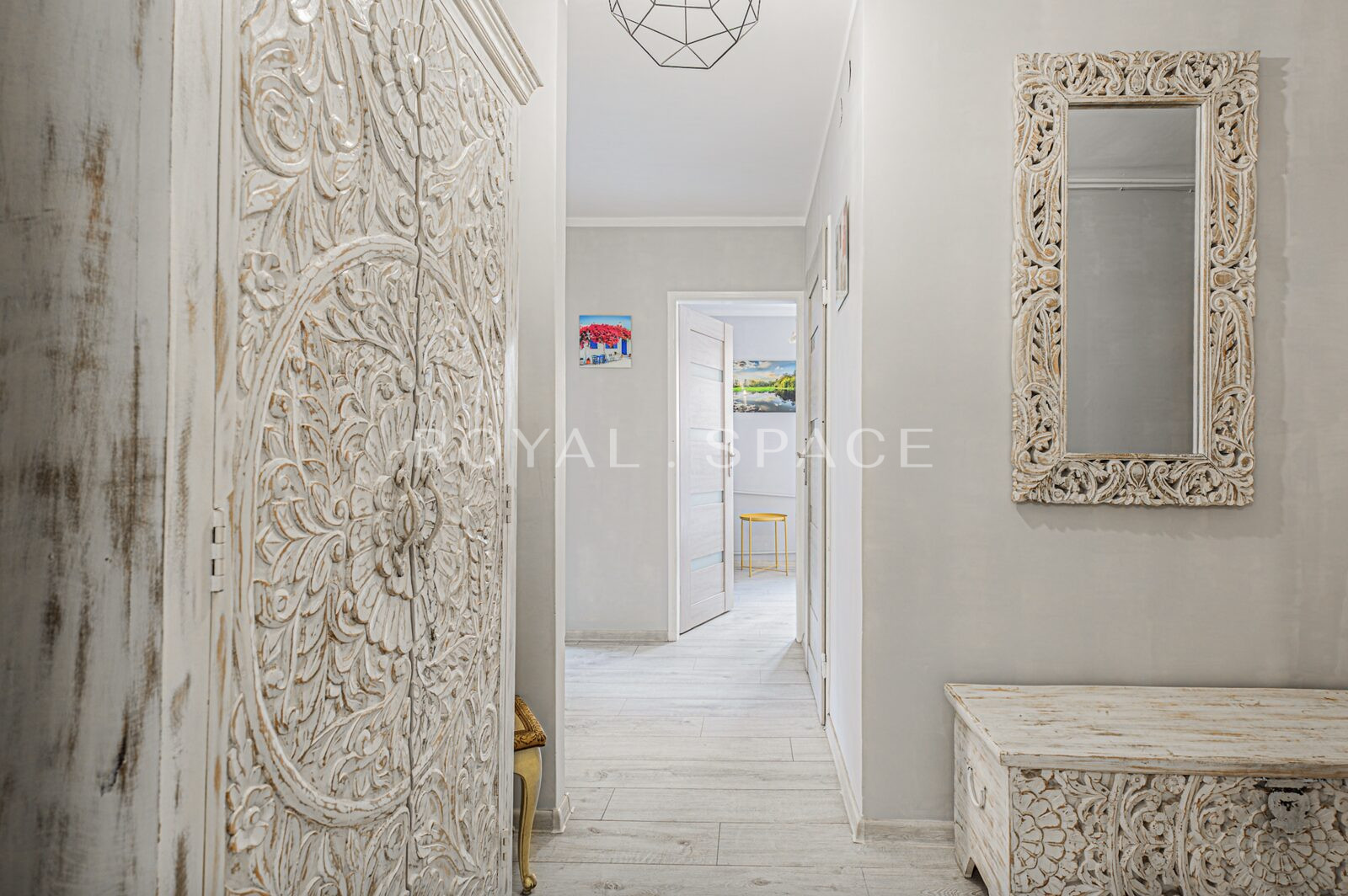 3-room apartment in the center of Warsaw