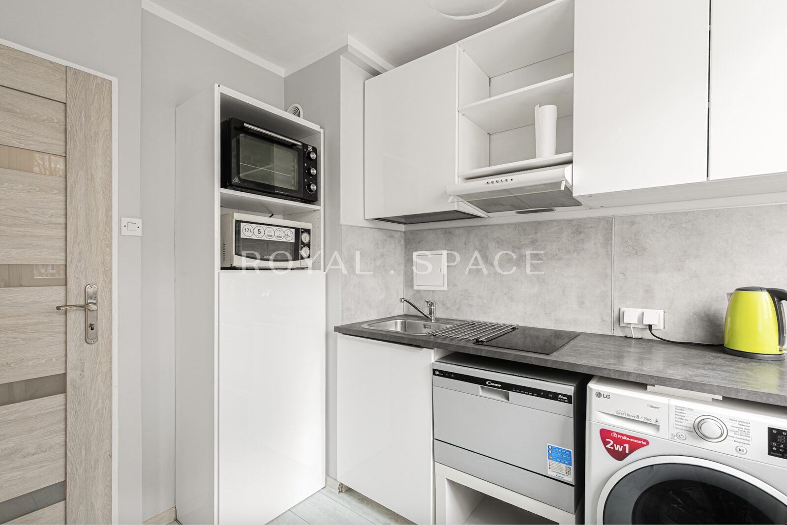 3-room apartment in the center of Warsaw