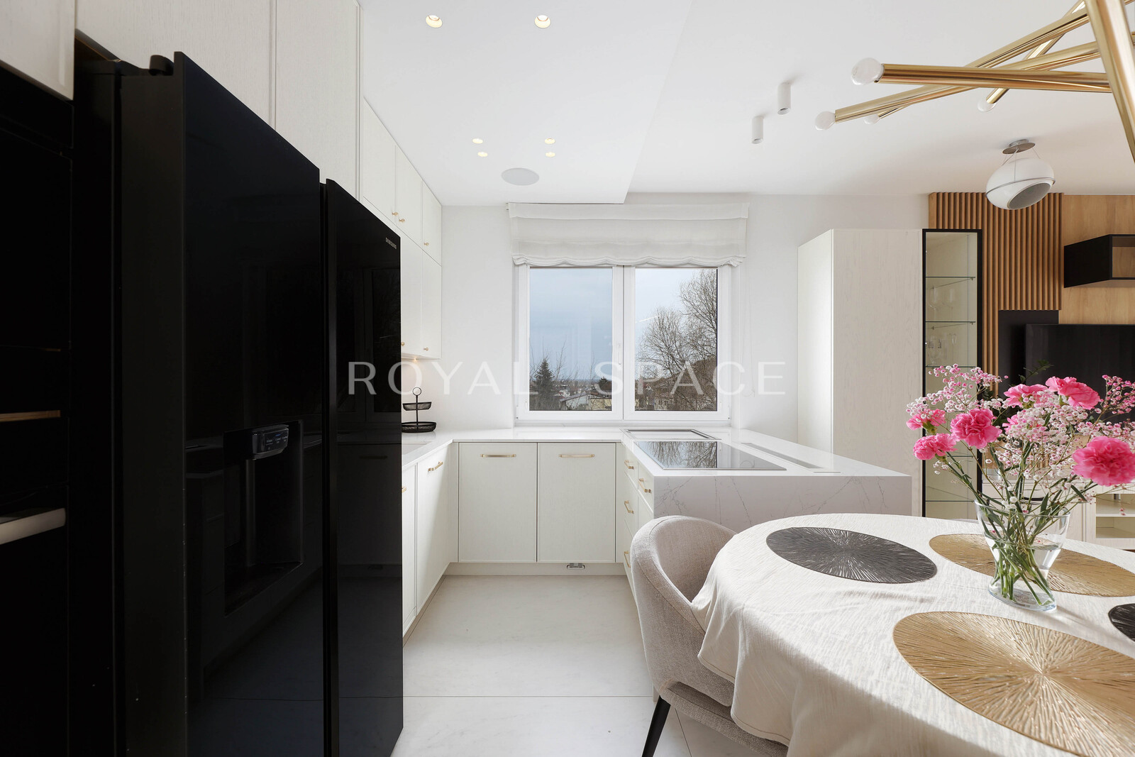 Nowoczesny apartament z tarasem i 3 sypialniami