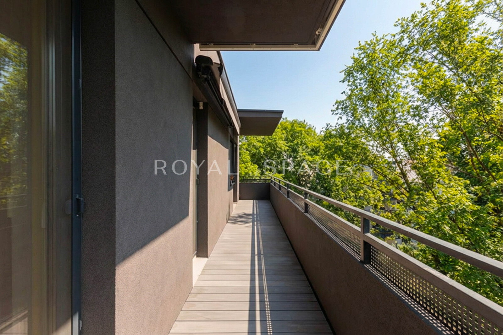 Nowoczesny apartament z tarasem i 3 sypialniami