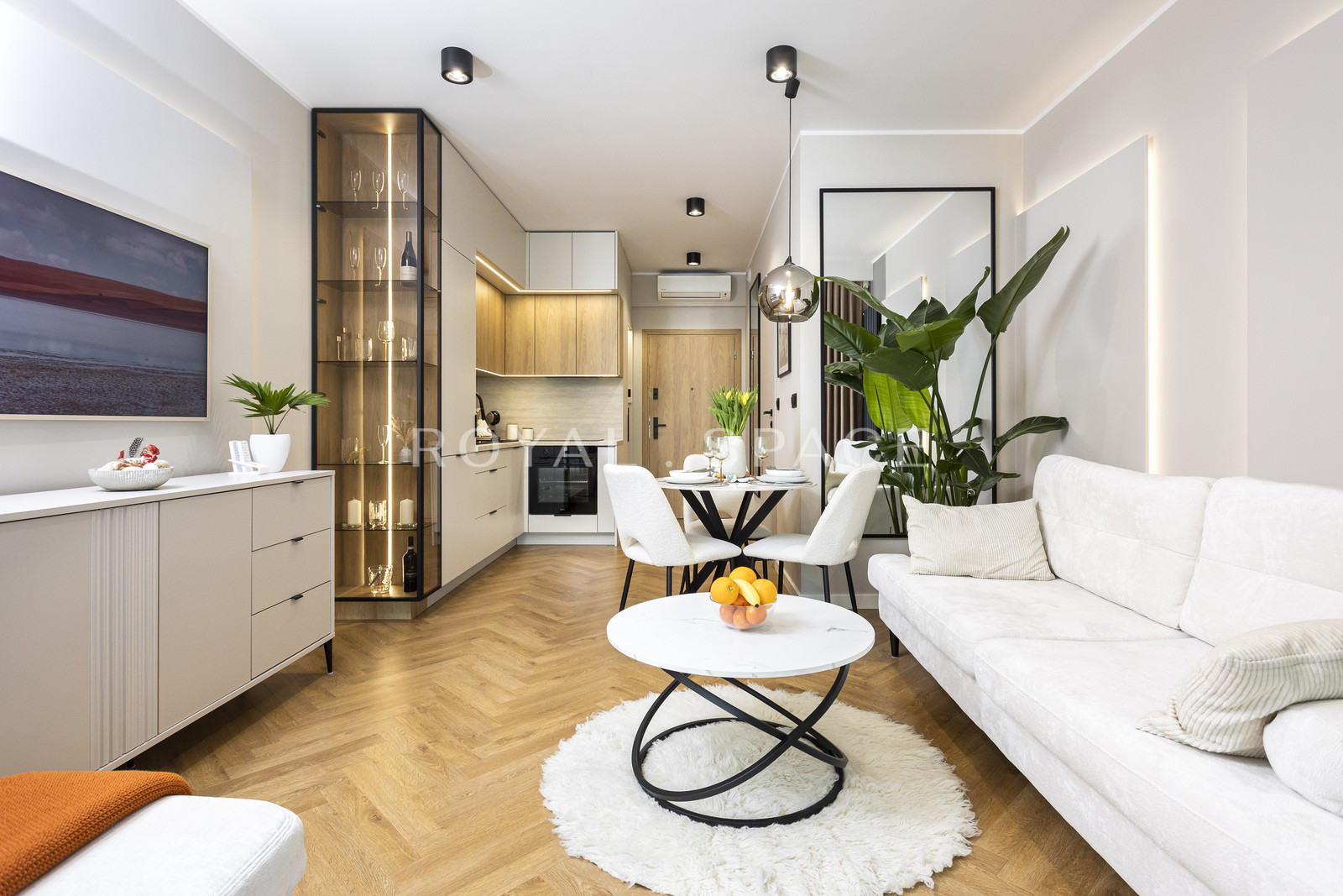 Преміум-квартира в комплексі Global Apartments