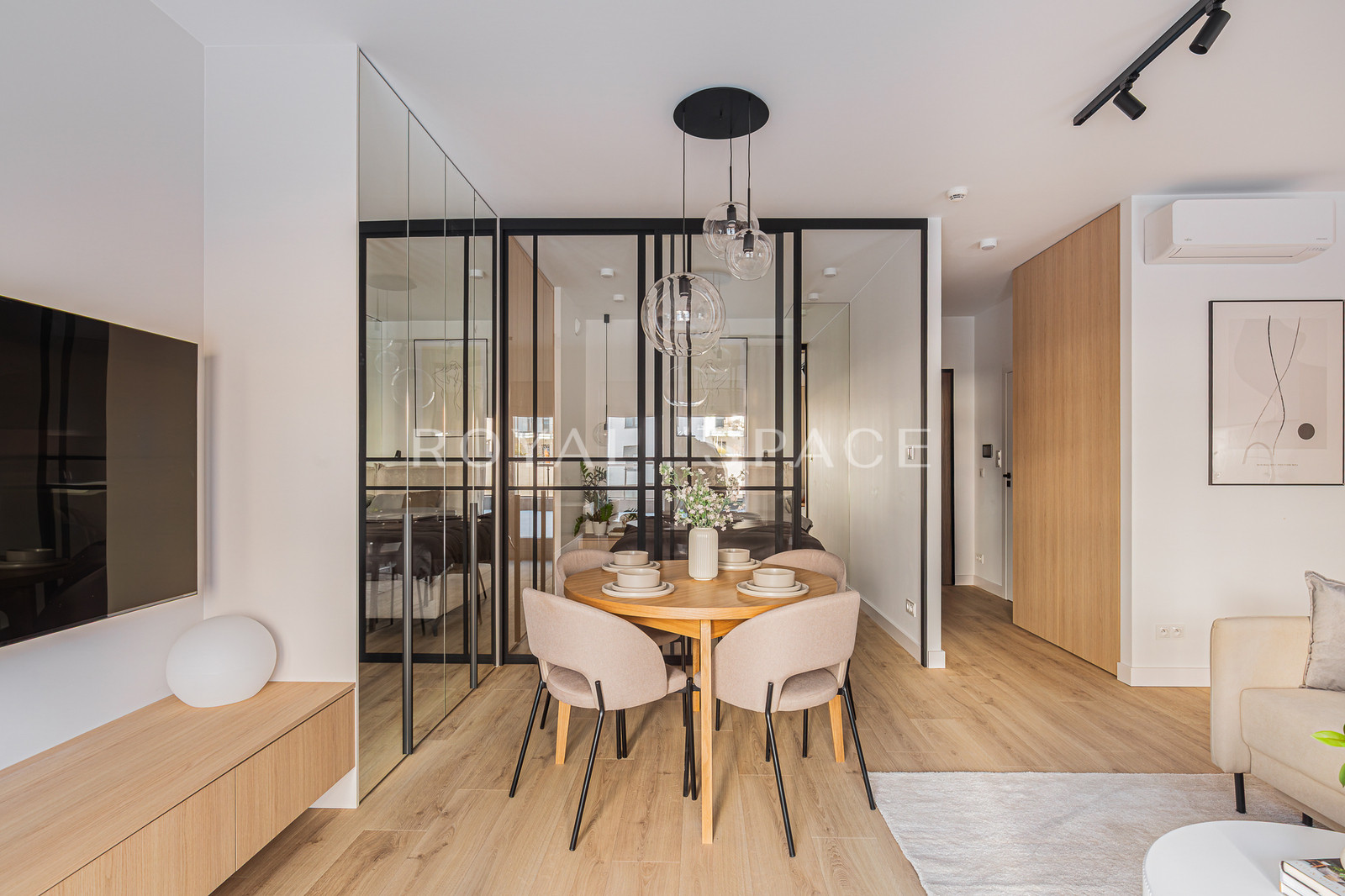 Елегантна квартира з терасою | перша оренда