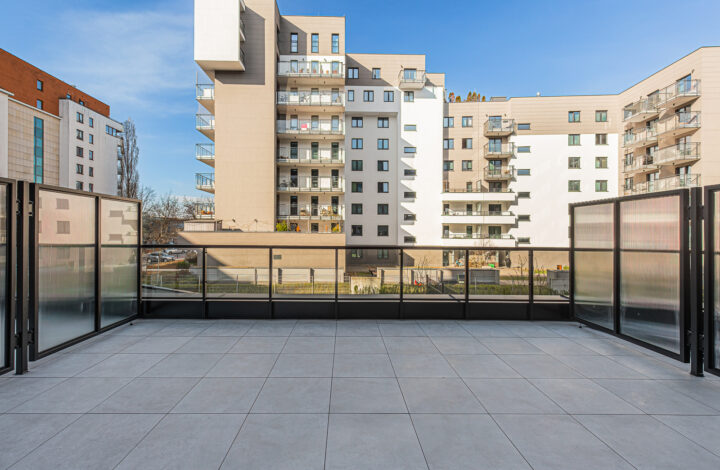 Елегантна квартира з терасою | перша оренда