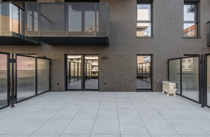 Елегантна квартира з терасою | перша оренда