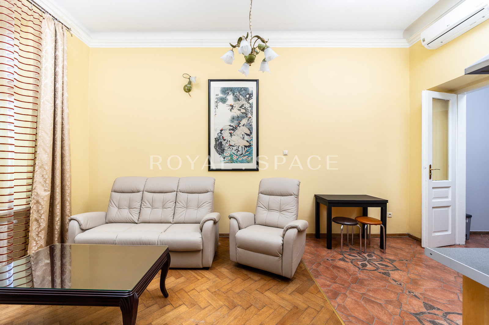 Dwupokojowe mieszkanie z widokiem na Wawel!