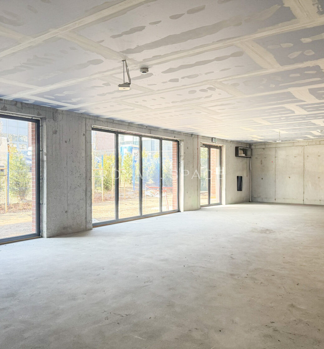 Commercial Unit with Garden | Zabłocie