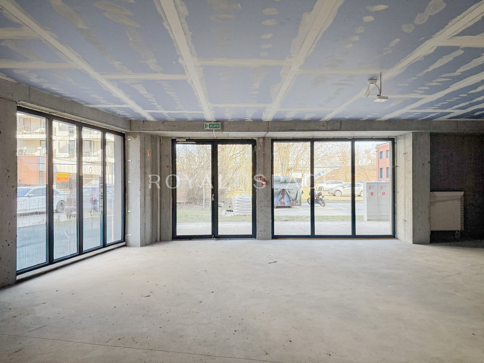 Commercial Unit with Garden | Zabłocie