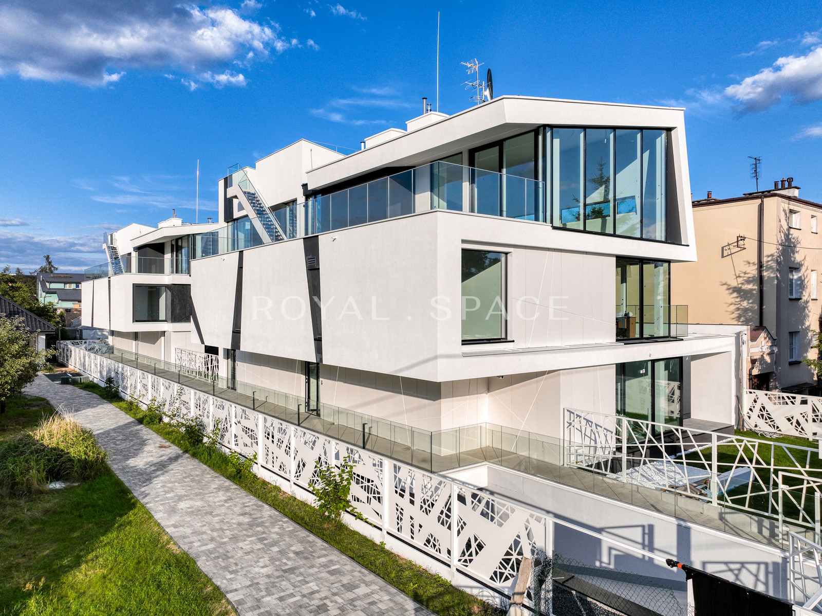 Luksusowy apartament z ogrodem | Rumiana House II