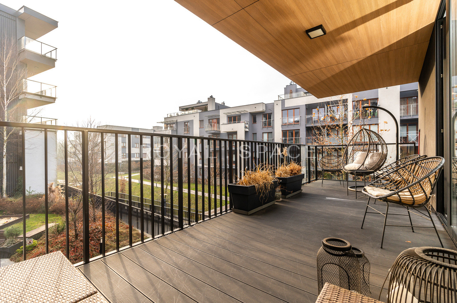 Jasny apartament w prestiżowym Garden Lane