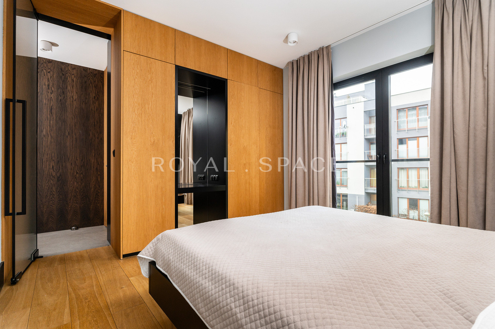 Jasny apartament w prestiżowym Garden Lane