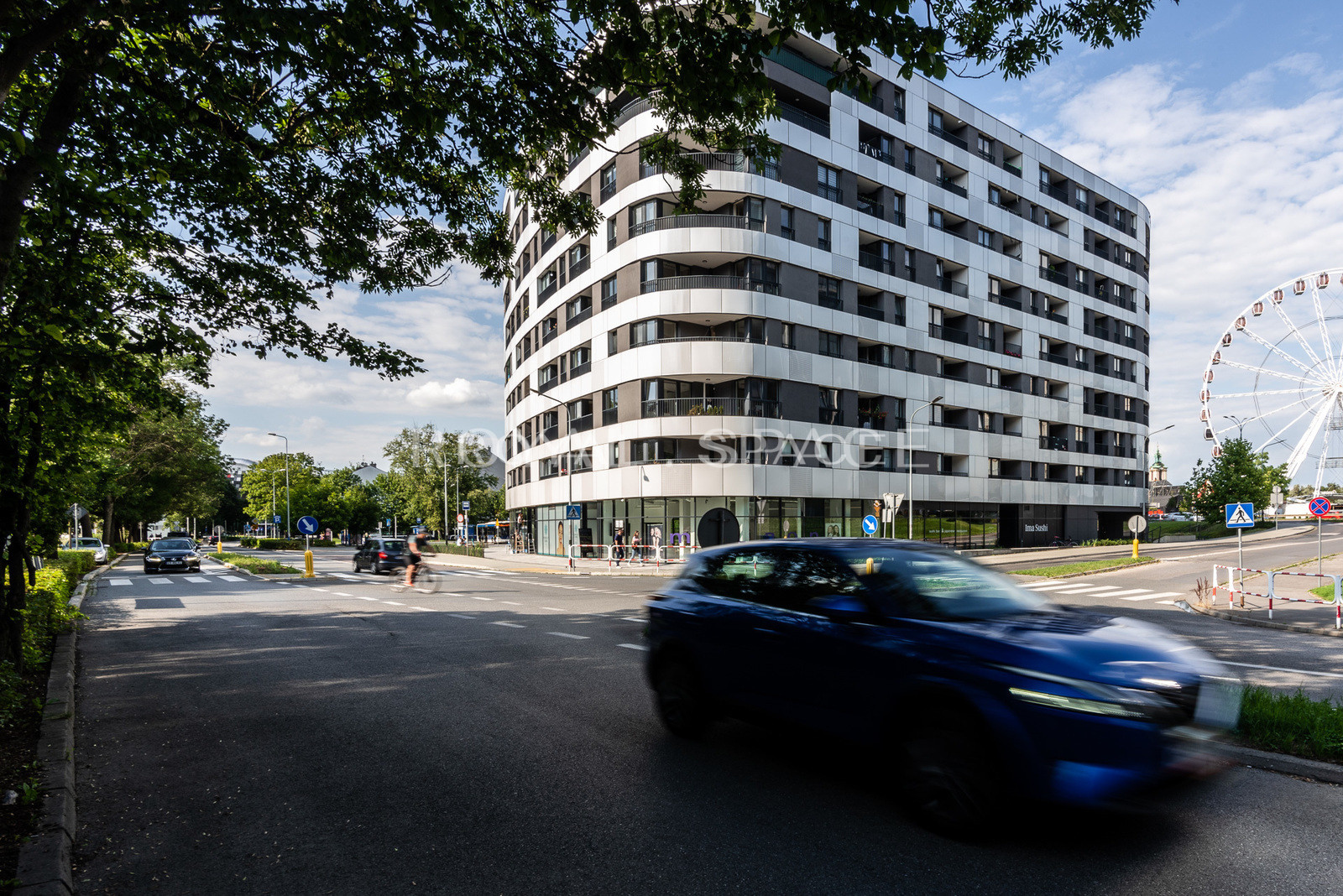 Mieszkanie na 6 piętrze tuż obok Forum!