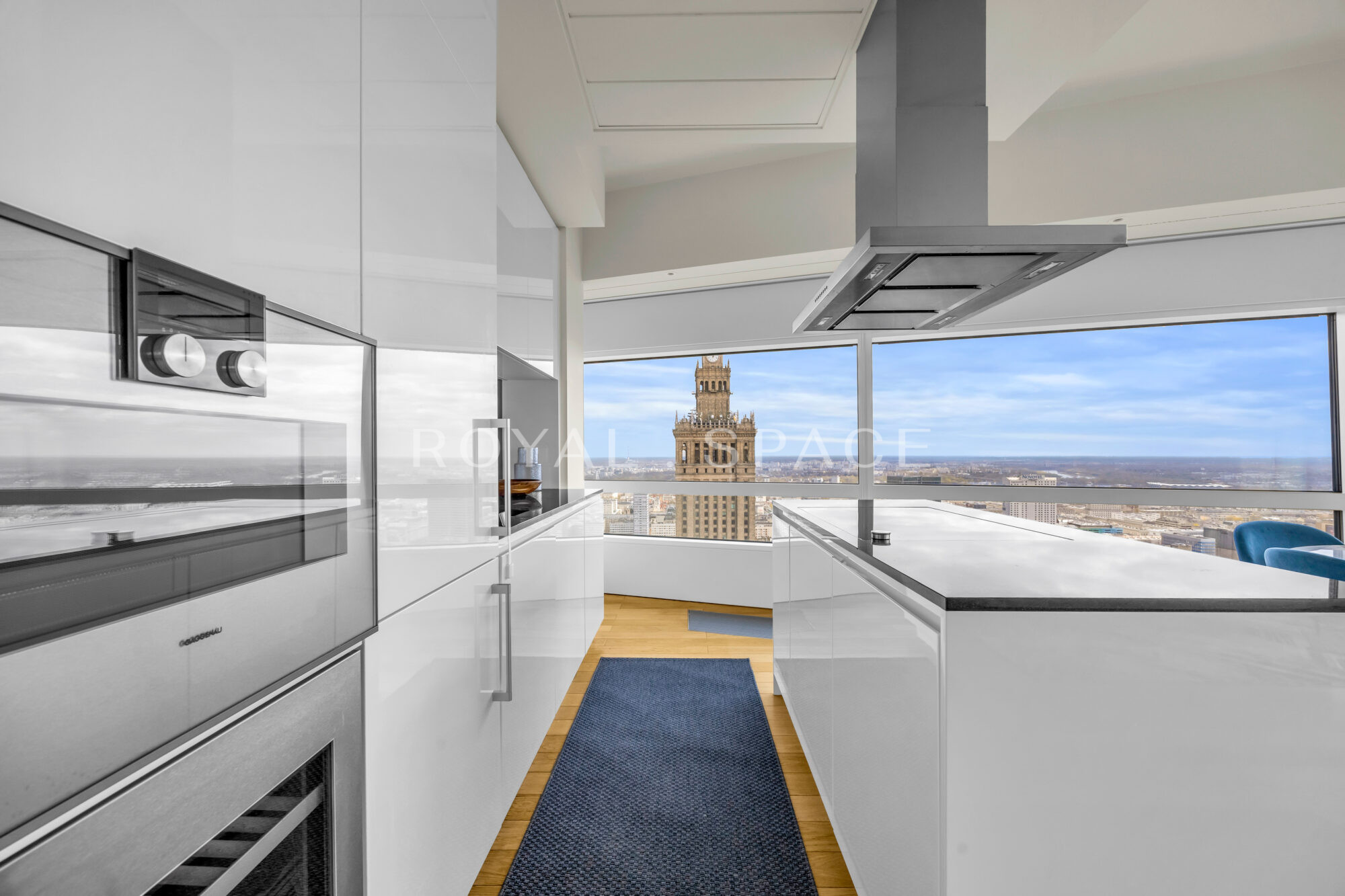 Apartament z widokiem na Pałac Kultury! Złota 44