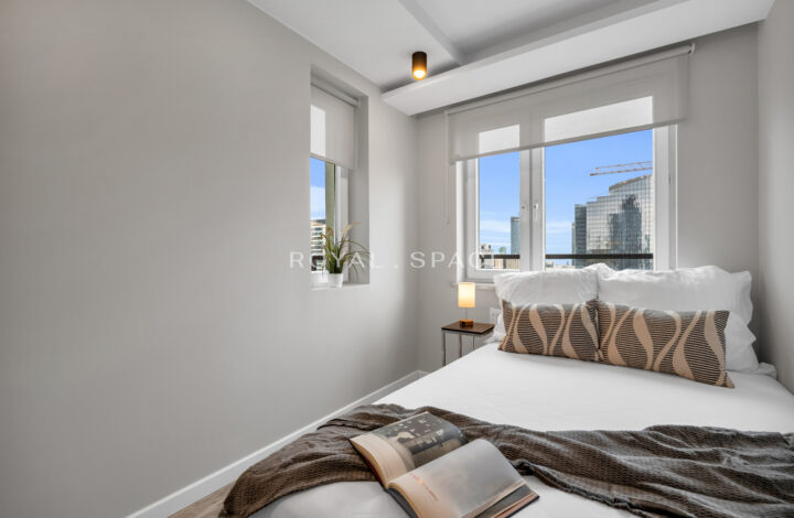 Luksusowy apartament na 24. piętrze! | Wola