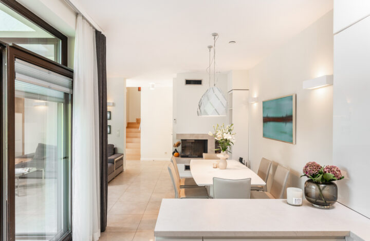 Wyjątkowy dom z ogrodem zimowym | Parkowe Wzgórze