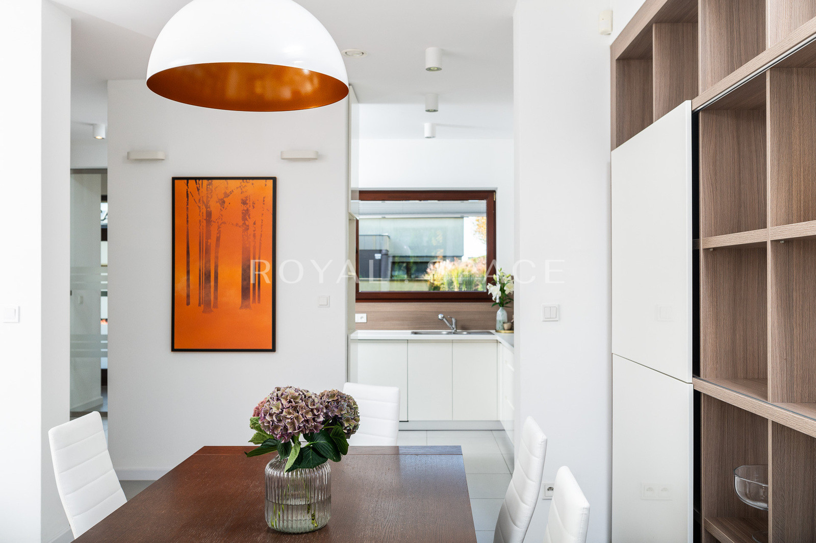 Sunny house on Park Hill!