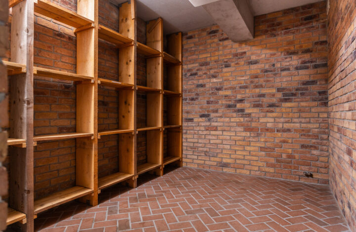 Розкішна вілла з садом та гаражем!