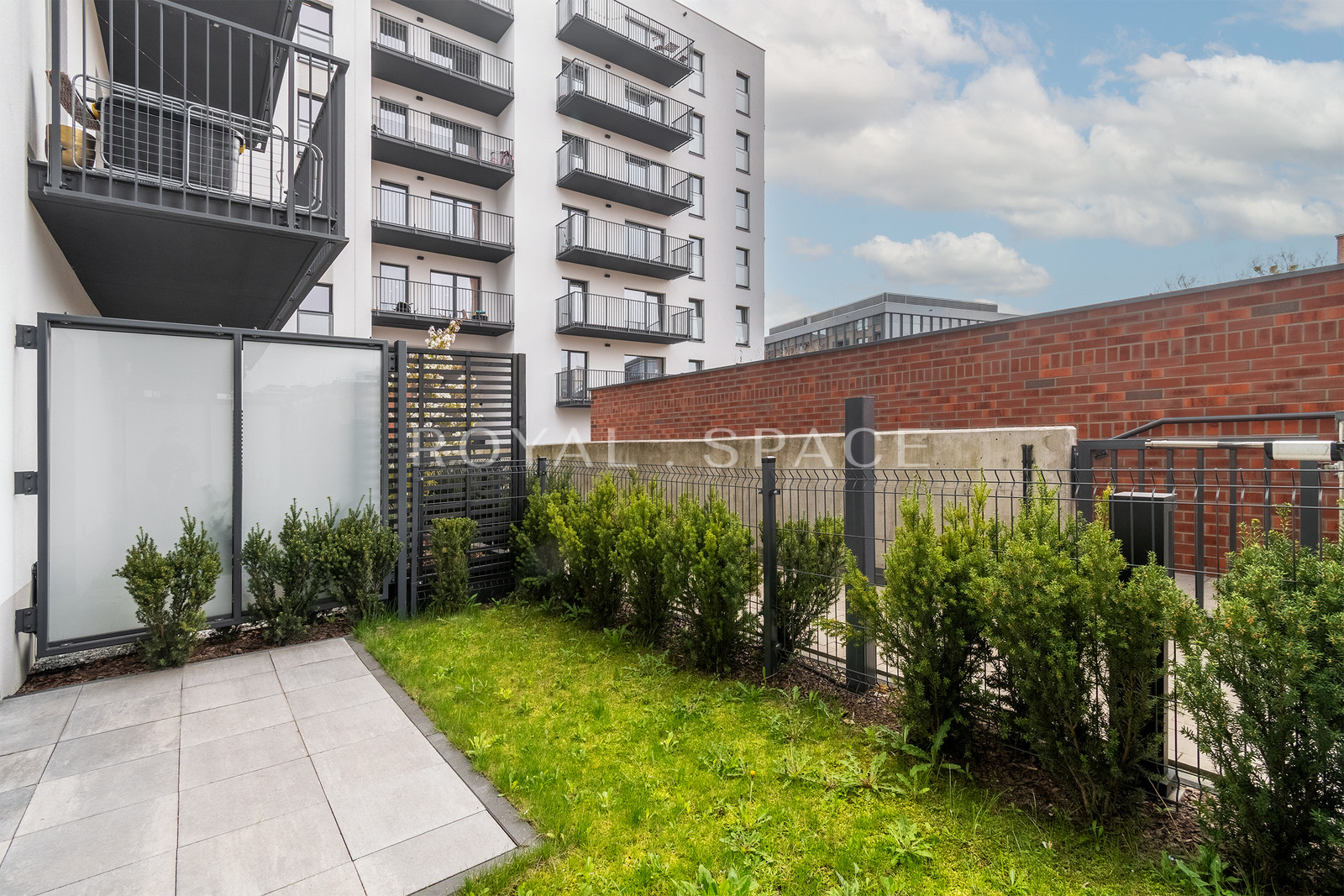 Apartment with private garden | BOHEMA