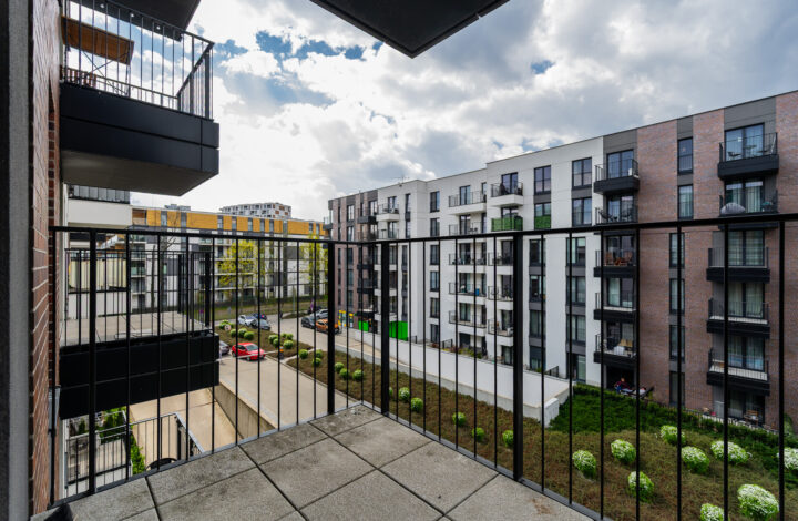 Сучасна квартира з балконом | Steam Park