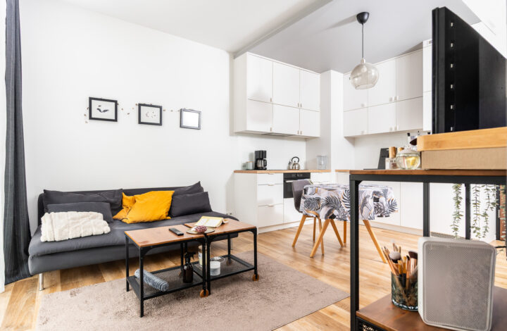 Сучасна квартира з балконом | Steam Park