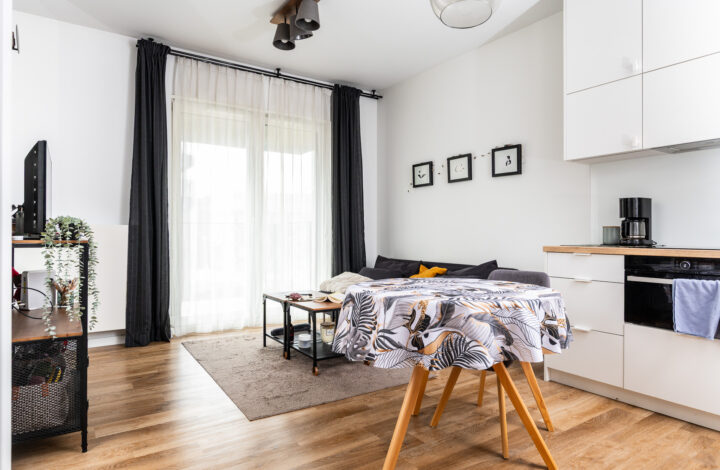 Сучасна квартира з балконом | Steam Park