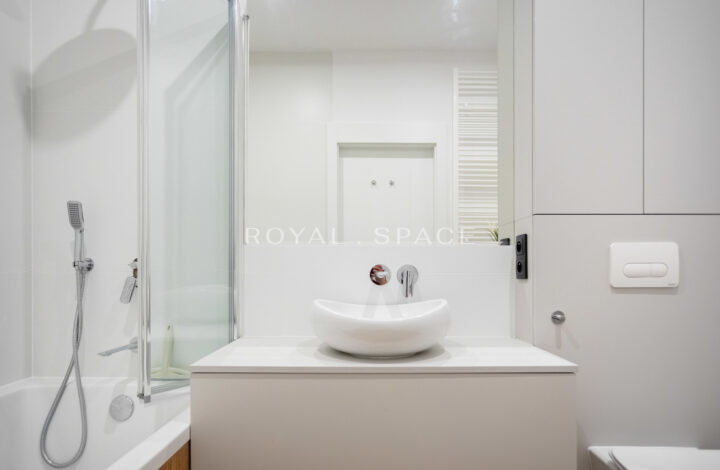 Modern apartment on Rakowicka Street