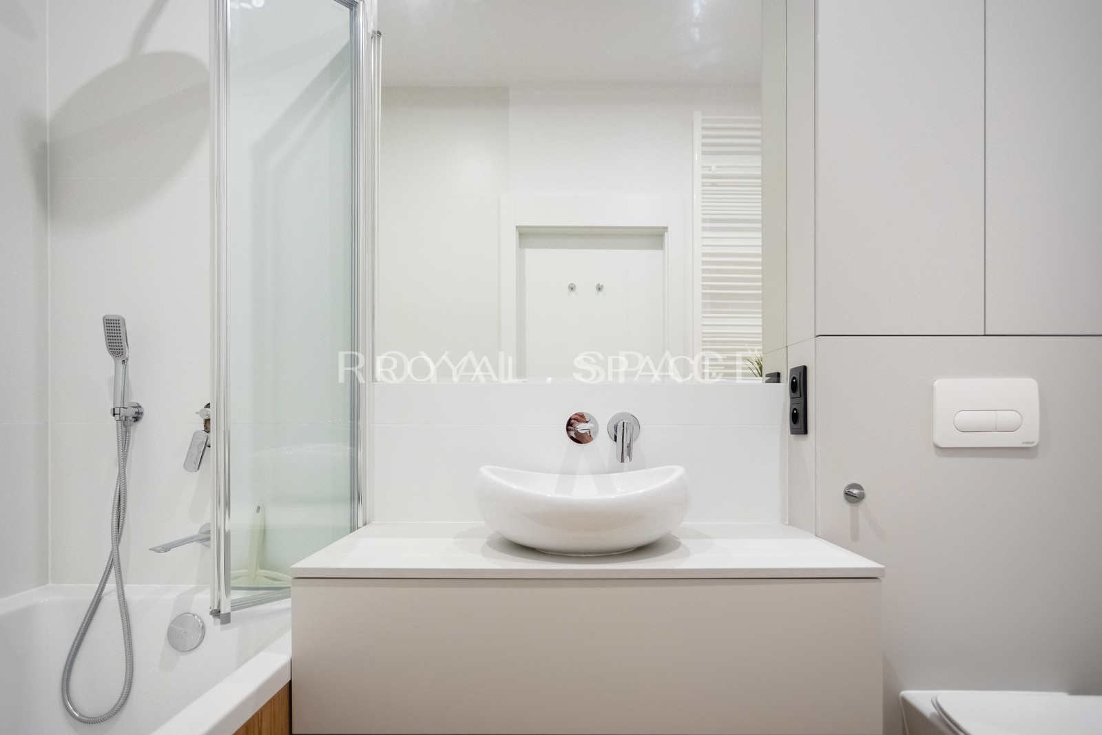 Modern apartment on Rakowicka Street